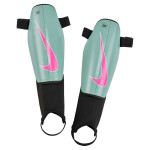 Fotbalové chrániče Nike Charge