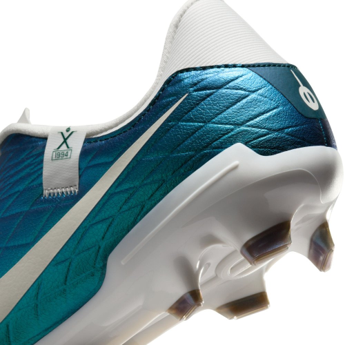 Kopačky Nike Tiempo Emerald Legend 10 Academy FG/MG