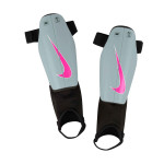 Dětské fotbalové chrániče Nike Charge