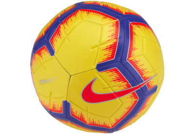 Fotbalový míč Nike Strike