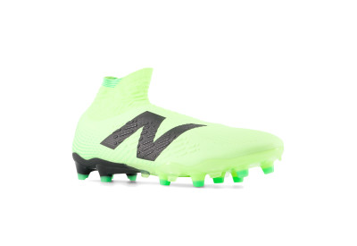 Kopačky New Balance TEKELA V4+ PRO FG