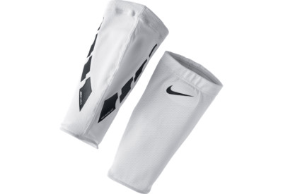 Návlek na chrániče Nike Guard Lock Elite